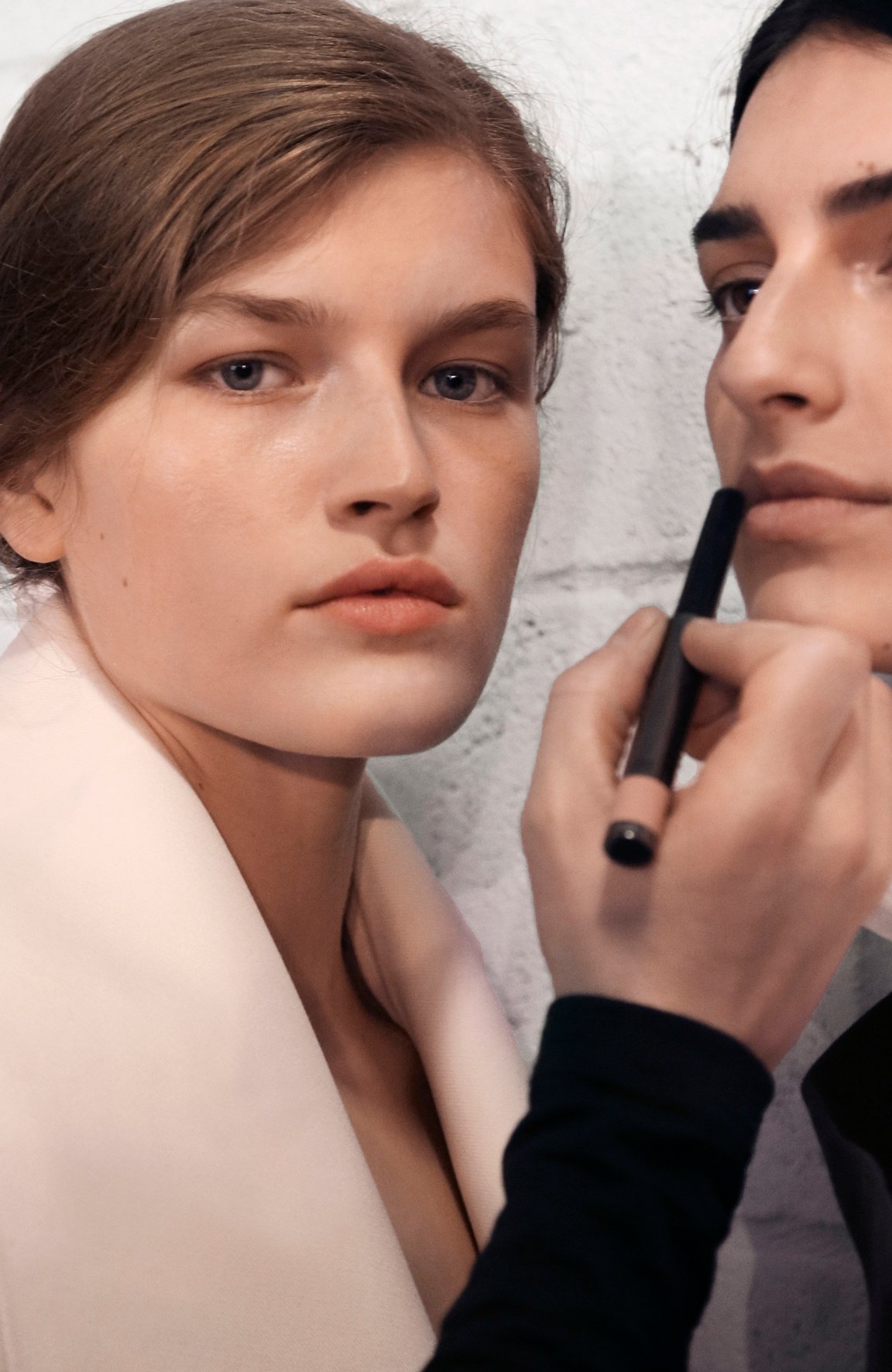 Image Credit Burberry 2017_FEB_SHOW_POST_SHOW_BTS_BEAUTY_RGB_CROPPED_02